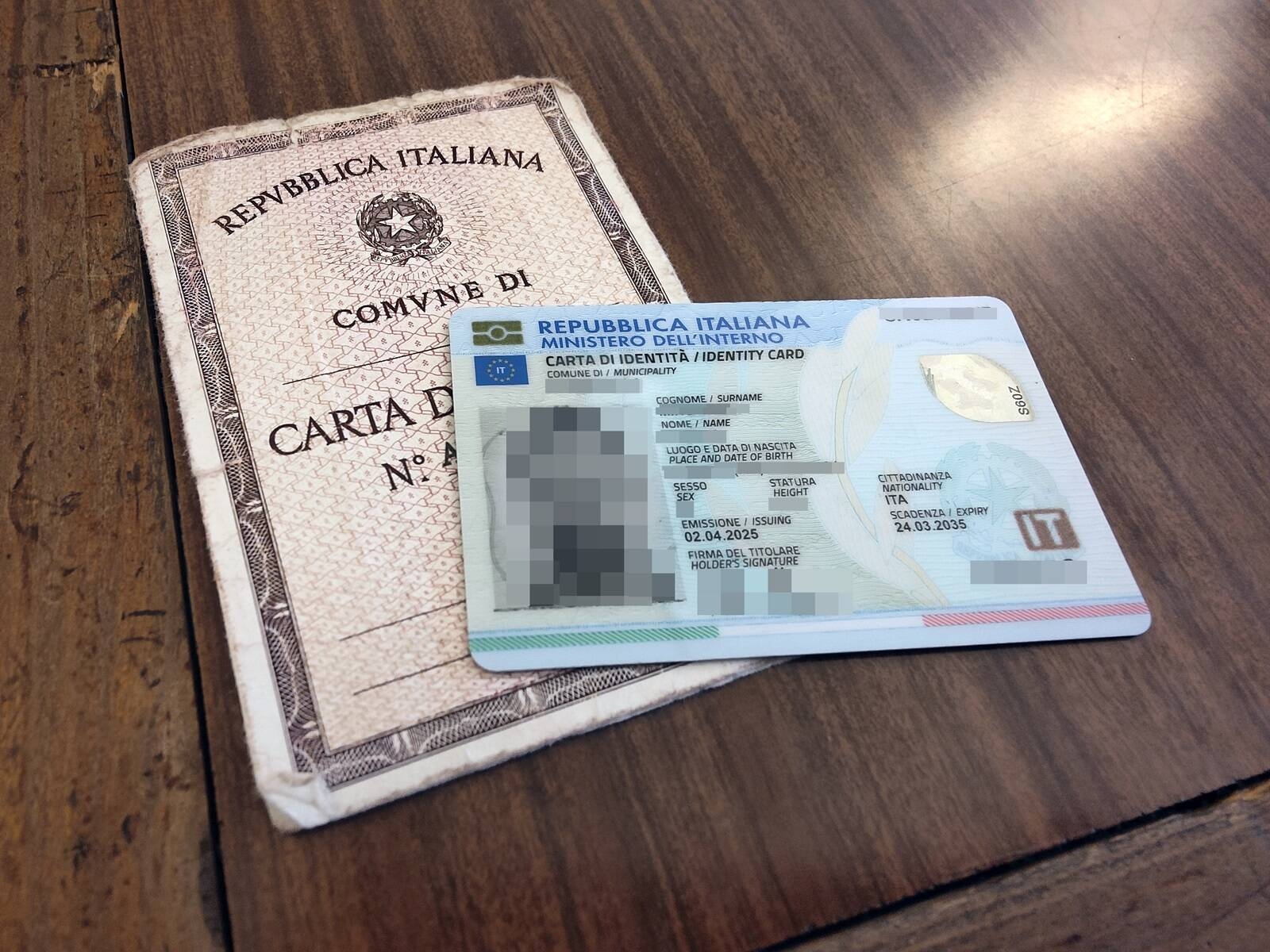Carta-d-identita-vecchia-e-nuova_reference